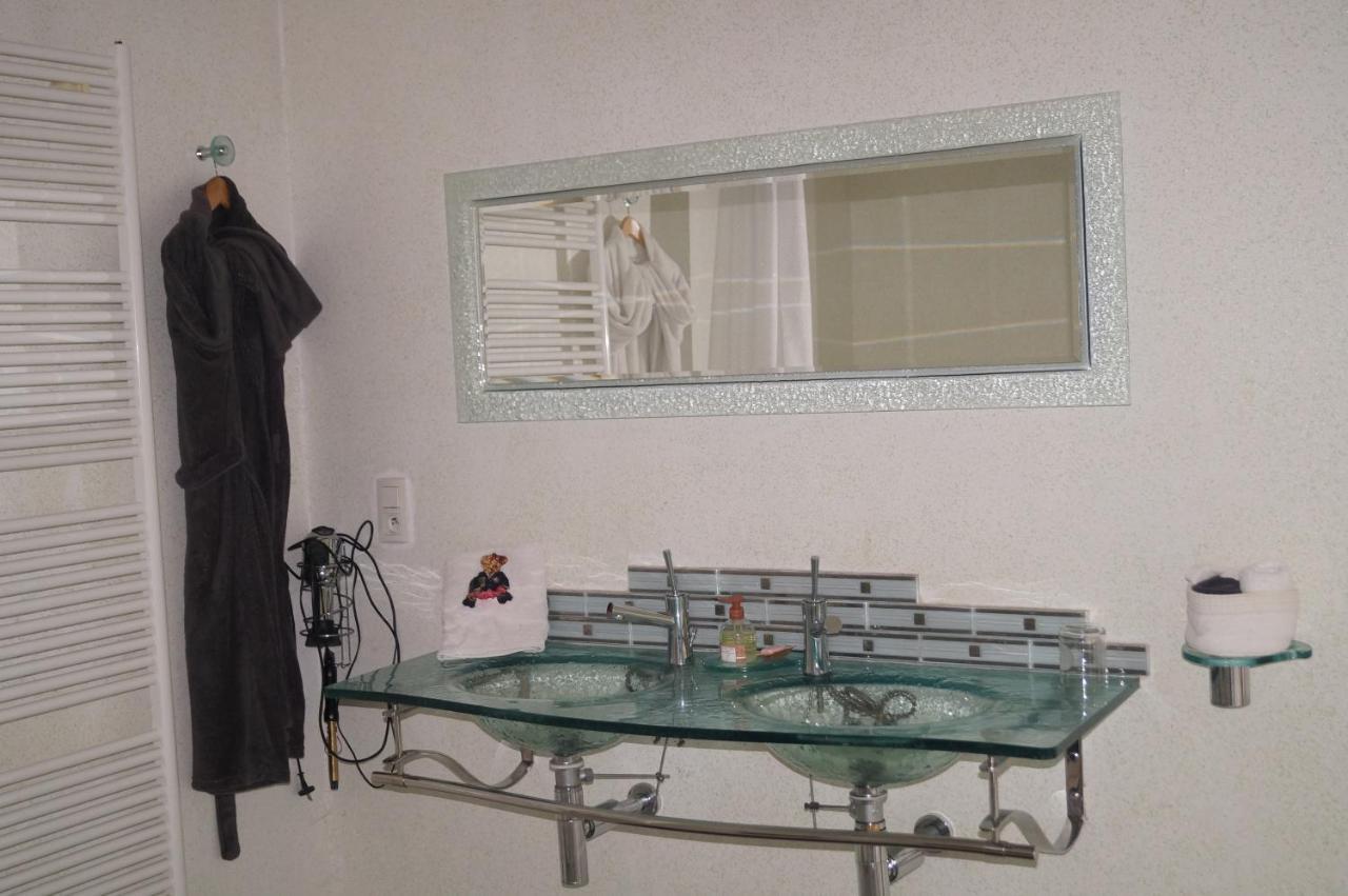 Chambre D'Hotes La Jument Grise Lescheroux Экстерьер фото